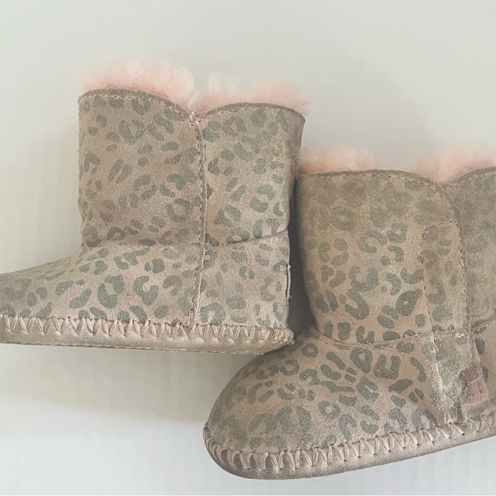 Toddler Ugg Boots size 4